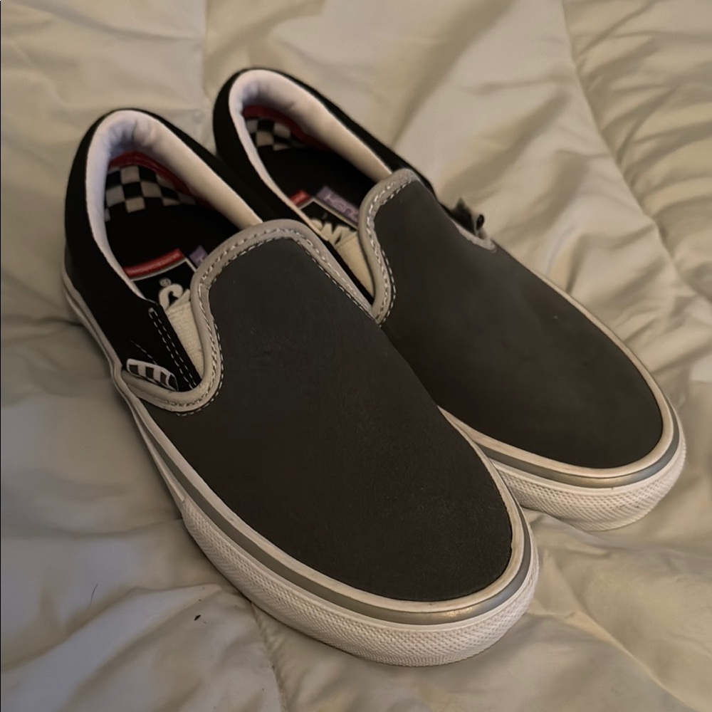 NWOT Vans Women’s Black/Grey Slip-On Shoes